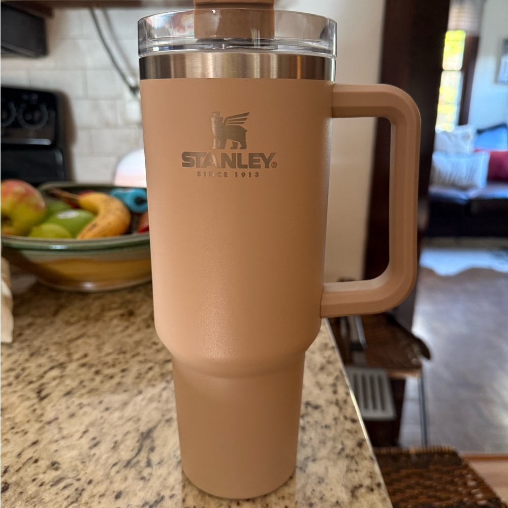 Stanley Beige 40 oz. Tumbler with Handle